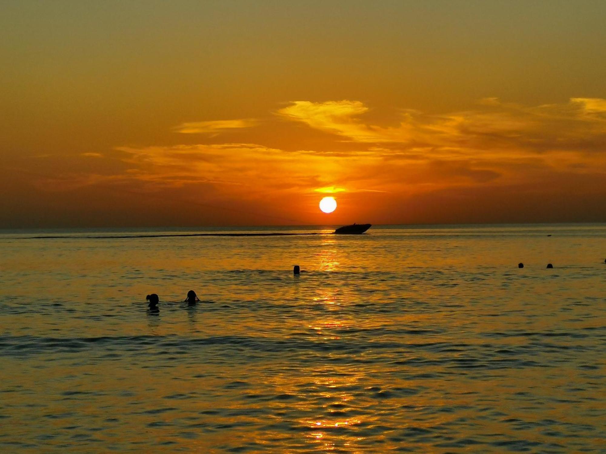فندق Lanting Patong المظهر الخارجي الصورة